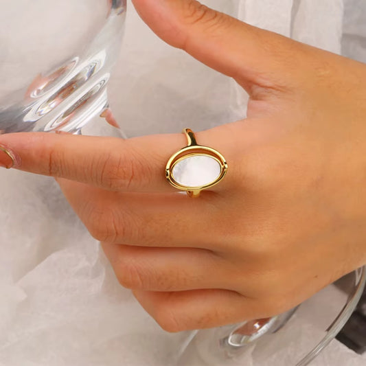 Vintage-Style Mother of Pearl Square Signet Ring