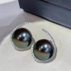 Asymmetrical Pearl Drop Threader Earrings